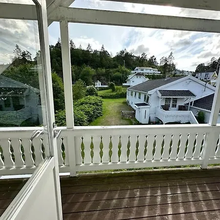 Koselig Strandnaer Opplevelse! Appartement